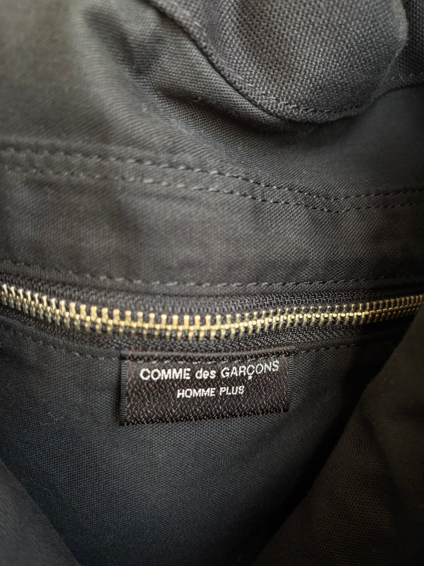 Comme Des Garçons Homme Plus