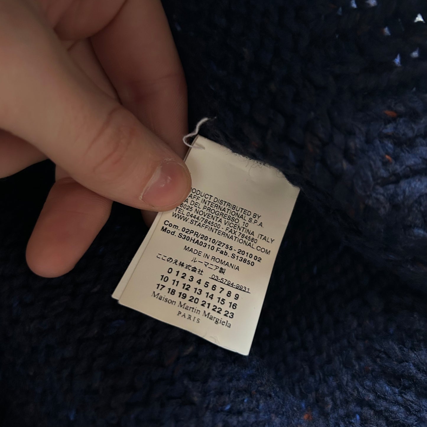 Maison Margiela aw2010 V-Neck Knitted Sweater